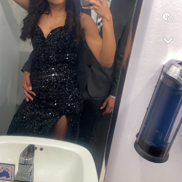 DITA STRAPLESS SEQUIN EMBELLISHED VELVET GOWN BLACK HOLIDAY DRESS ONLY WORE ONCE - Picture 3 of 3